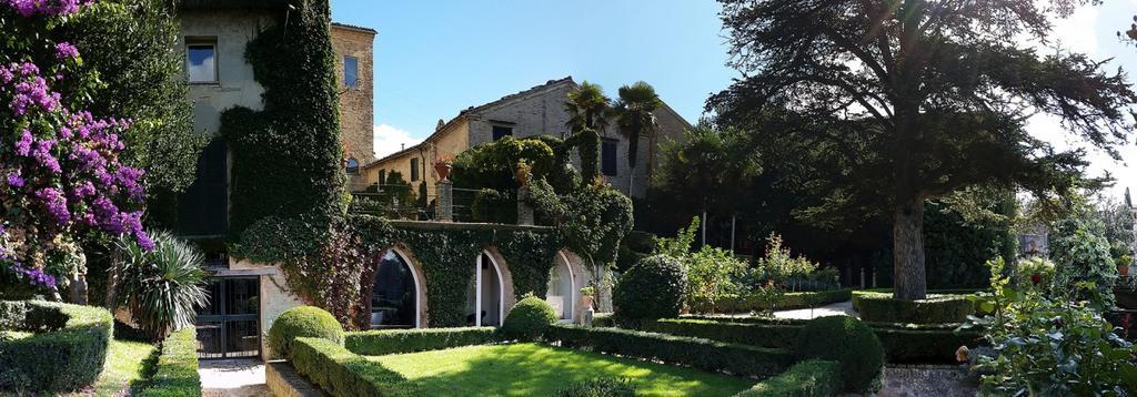 Palazzo Dalla Casapiccola Bed & Breakfast Macerata Bagian luar foto