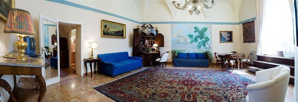 Palazzo Dalla Casapiccola Bed & Breakfast Macerata Bagian luar foto